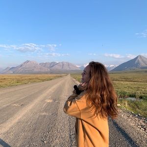 Meet your Posher, Alyssa